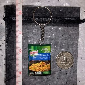 🔑  3/$12 Zuru Mini Brands Keyring Knorr Rice